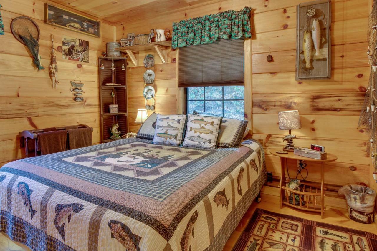 Tree Song Mountain Creek Cabin Ellijay Exterior photo